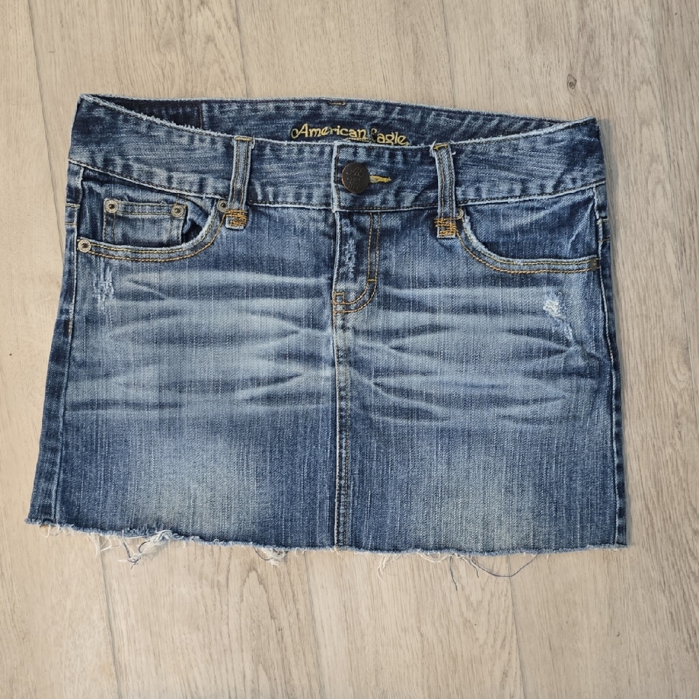 American Eagle Outfitters Light Blue Denim Skirt with Yellow Embroidery